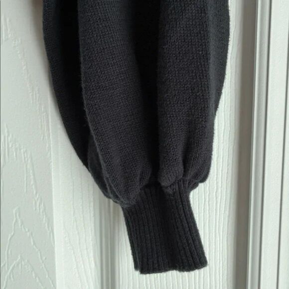 True Religion Sweater Size S Navy Cropped Crew Neck Pullover Streetwear Urban - Picture 5 of 9